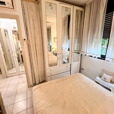 Elegante Lungomare Con Piscina Daire *